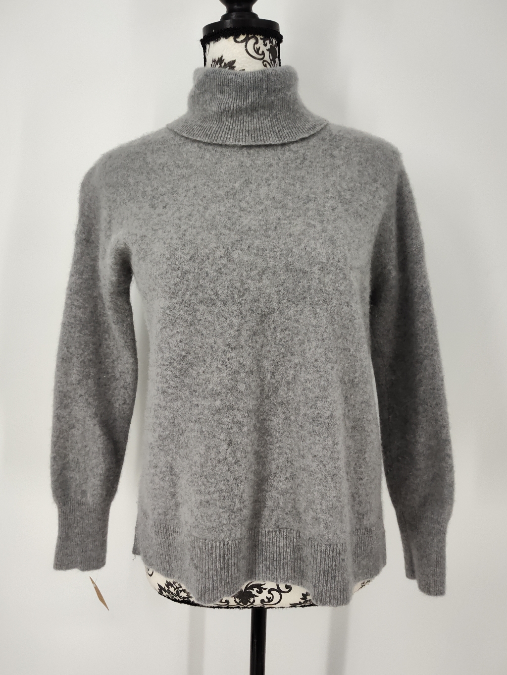 Nordstrom Soft Gray Cashmere Turtleneck Sweater Women's Large